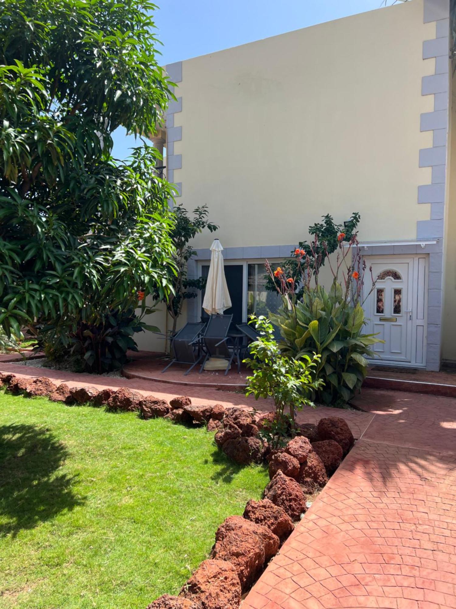 Chez Lilie Maison D'Hotes A Saly Экстерьер фото
